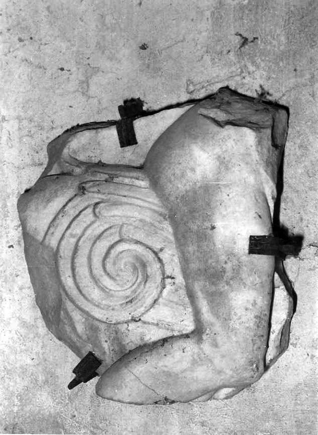 scultura, frammento - bottega campana (sec. XVI)