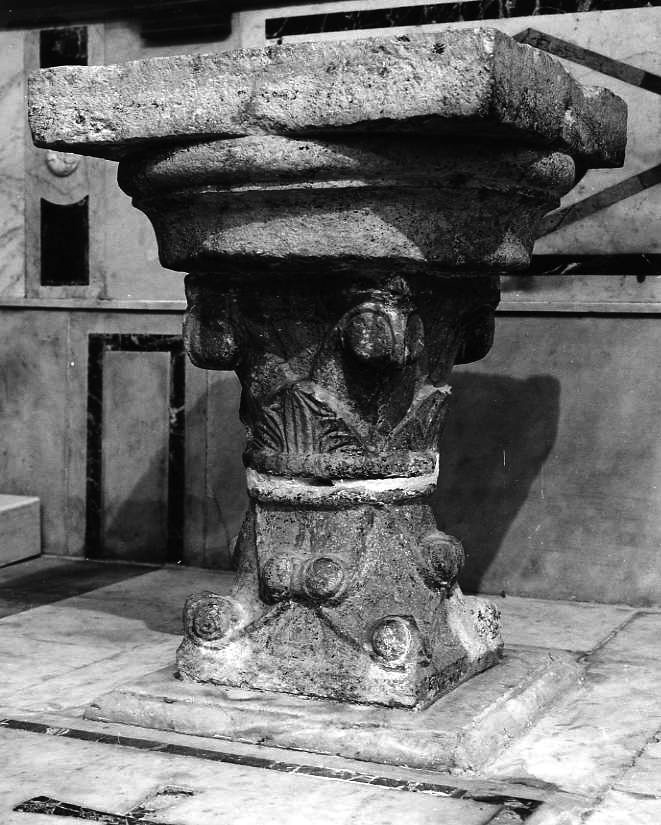 fonte battesimale - bottega campana (sec. XVII)