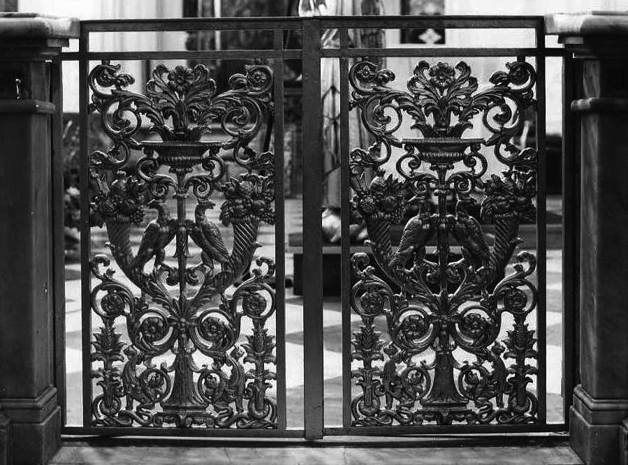 motivi decorativi vegetali (cancellata) - bottega campana (sec. XIX)