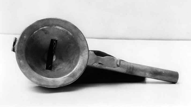 tazza per elemosine - bottega campana (prima metà sec. XX)