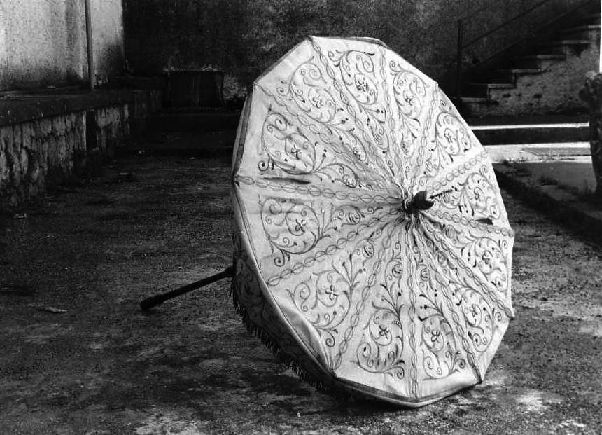 ombrellino processionale - bottega campana (prima metà sec. XX)