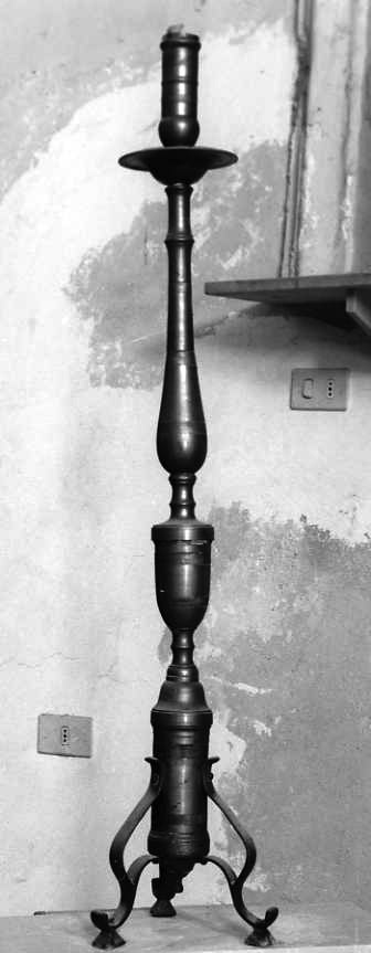 candeliere, serie - bottega campana (primo quarto sec. XX)