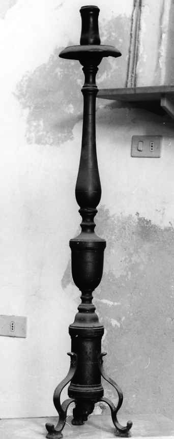 candeliere, serie - bottega campana (primo quarto sec. XX)