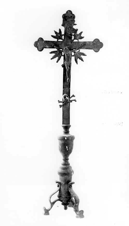 Cristo crocifisso (croce d'altare) - bottega campana (primo quarto sec. XX)