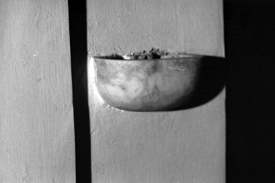 acquasantiera da parete - bottega campana (sec. XIX)