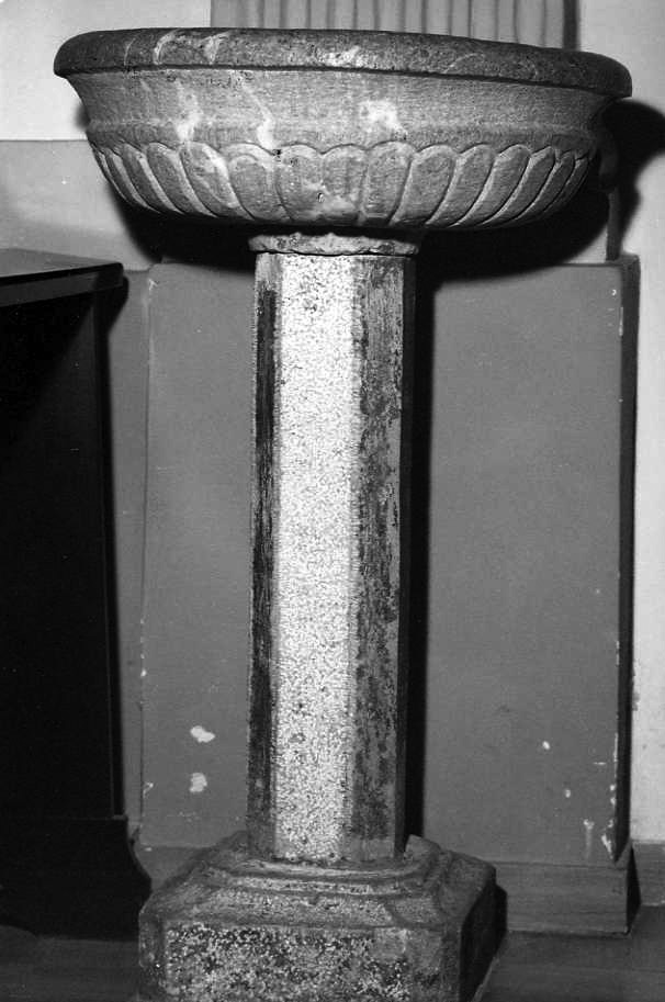 acquasantiera - a fusto - bottega campana (sec. XIX)