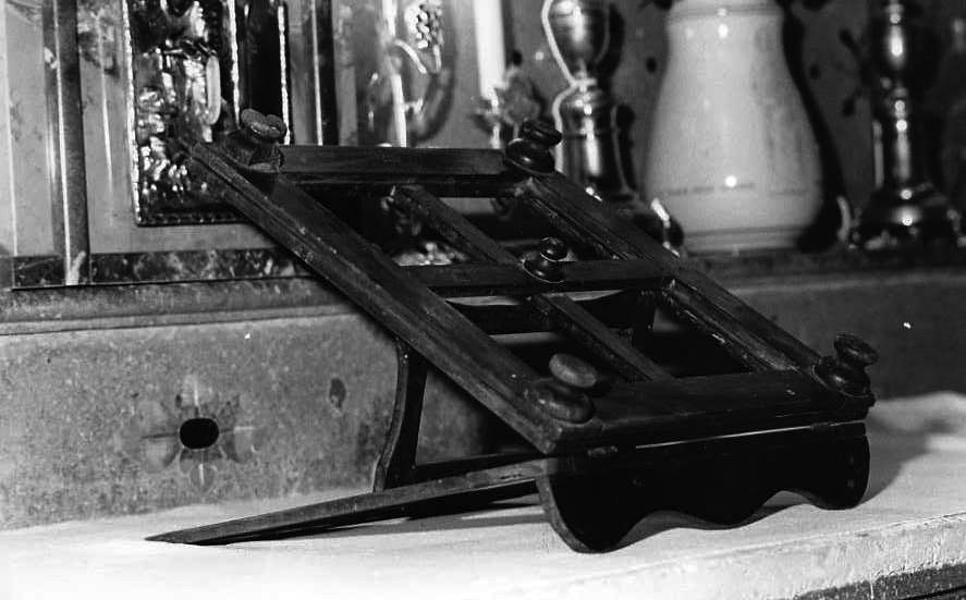 leggio - bottega campana (inizio sec. XX)