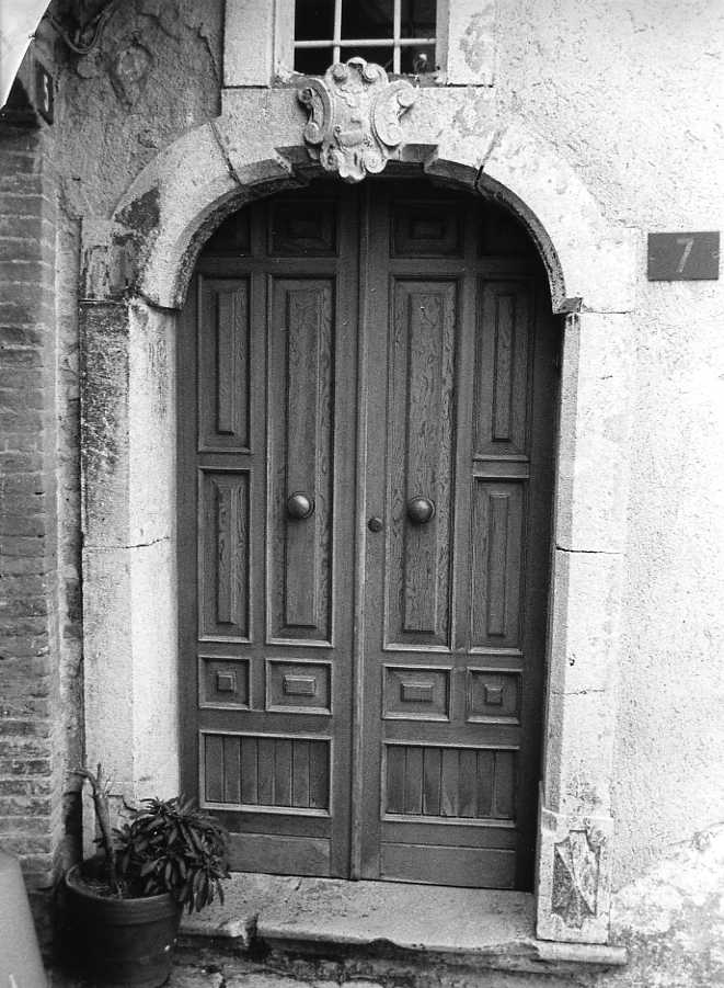 mostra di portale - bottega campana (fine/inizio secc. XVIII/ XIX)