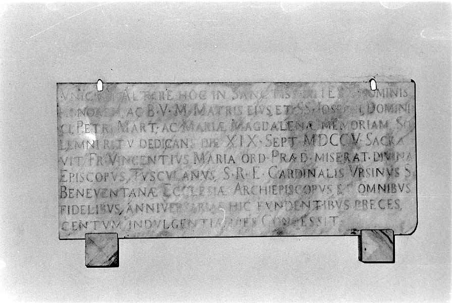 lapide commemorativa - bottega campana (inizio sec. XVIII)