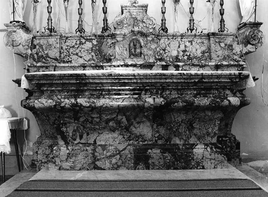 altare maggiore - bottega campana (seconda metà sec. XVIII)