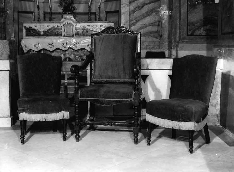 poltrona, serie - bottega campana (prima metà sec. XX)