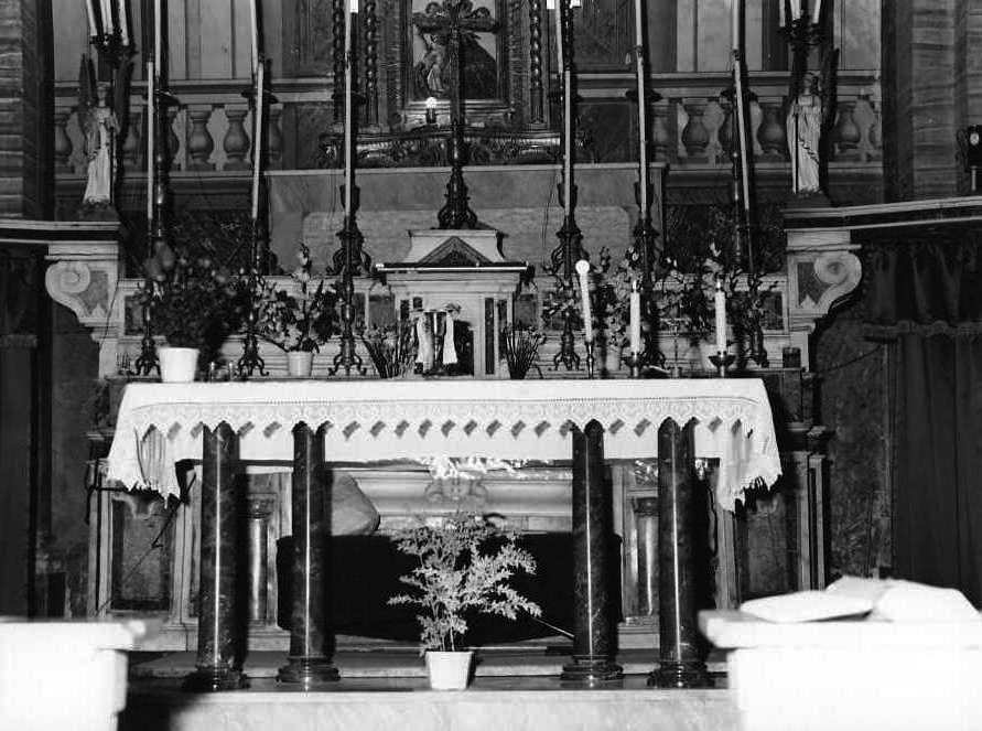 altare maggiore - bottega campana (sec. XVIII)