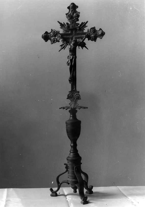 Cristo crocifisso (croce d'altare) - bottega campana (sec. XIX)