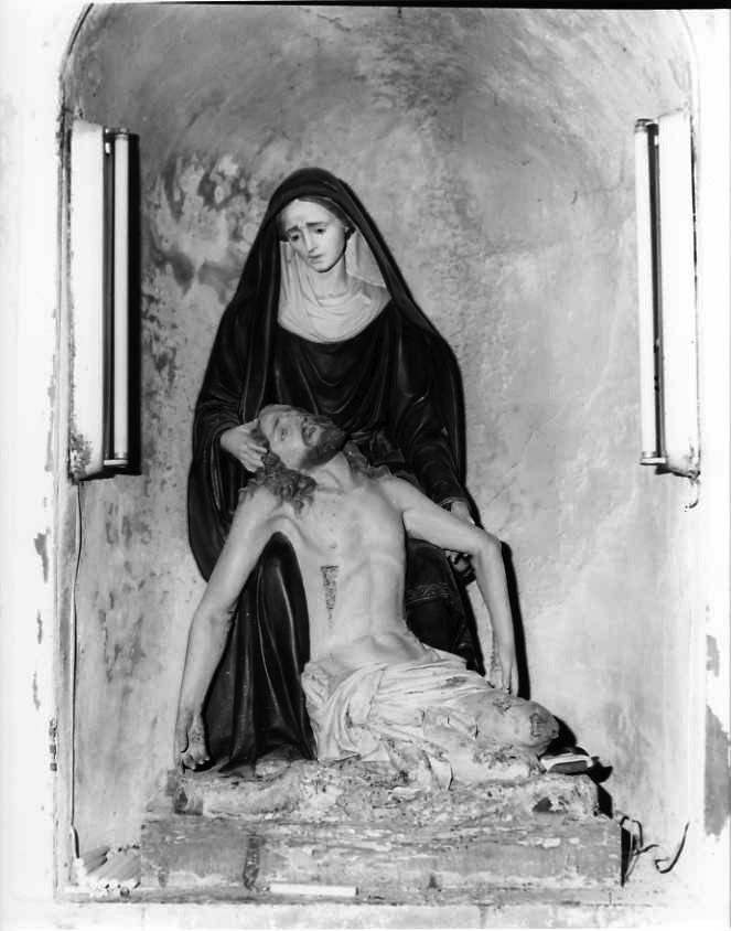 pietà (gruppo scultoreo) - bottega campana (sec. XIX)