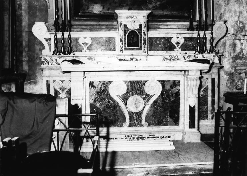 altare - bottega campana (sec. XX)