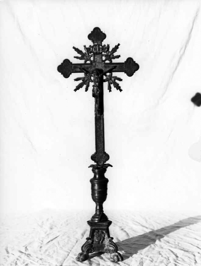 Cristo crocifisso (croce d'altare) - bottega campana (prima metà sec. XX)