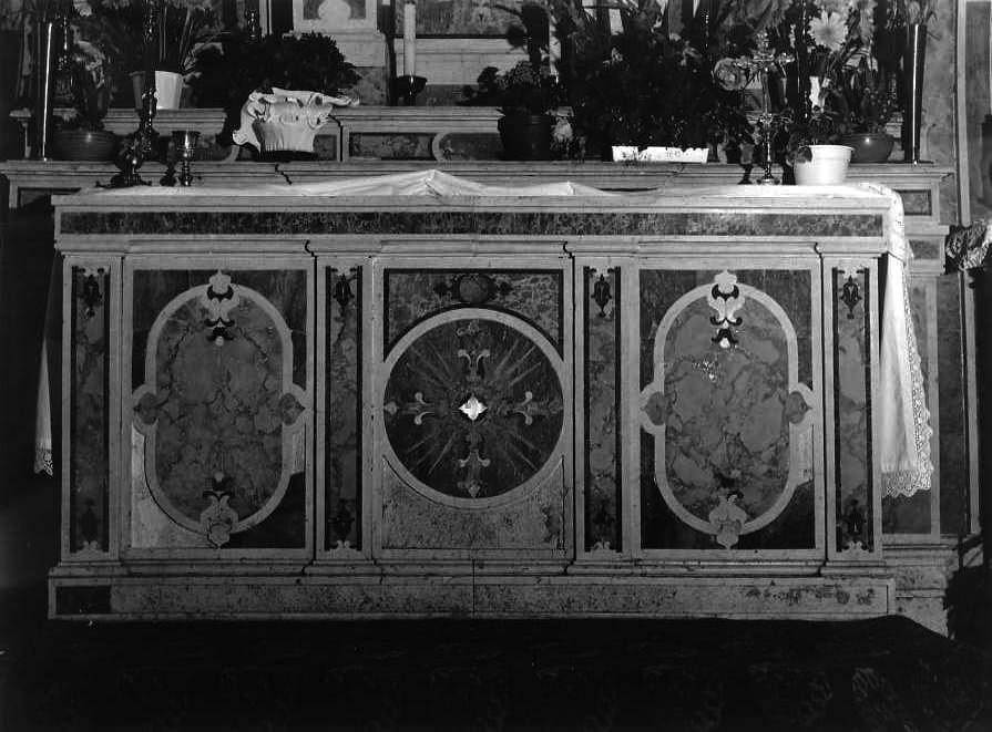 altare maggiore - bottega campana (sec. XVIII)