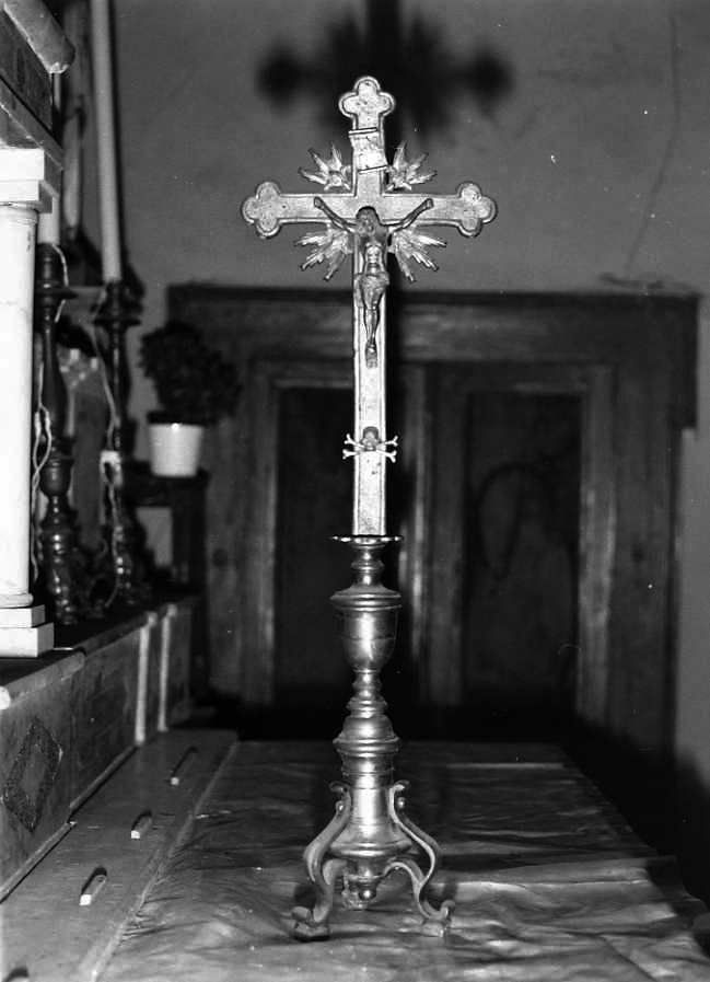 Cristo crocifisso (croce d'altare, serie) - bottega campana (seconda metà sec. XIX)