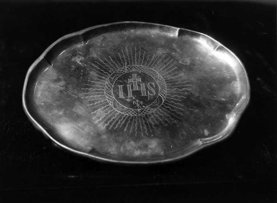 vassoio - bottega campana (prima metà sec. XX)