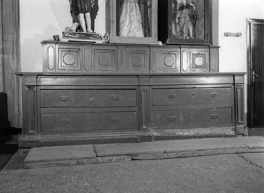 mobile da sacrestia - bottega campana (prima metà sec. XIX)