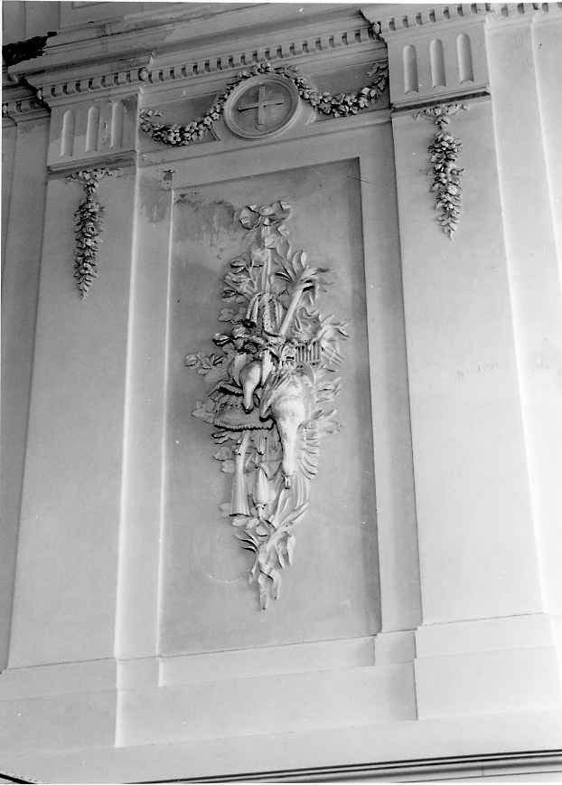trofeo di caccia (decorazione plastica, serie) di Collecini Francesco (sec. XVIII)