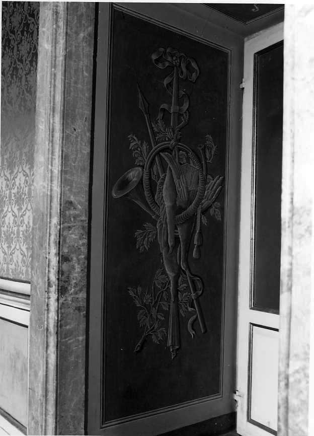 trofeo di caccia (decorazione pittorica) - ambito campano (sec. XVIII)