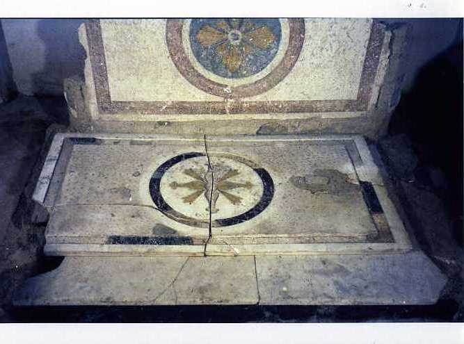 paliotto, elemento d'insieme - bottega campana (sec. XVIII)