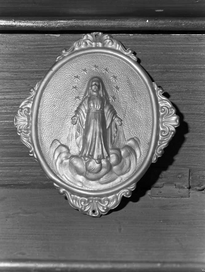 Madonna Immacolata (medaglione) - bottega campana (primo quarto sec. XX)