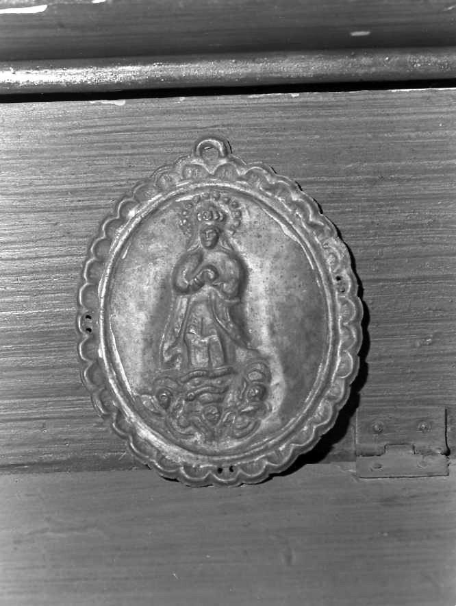 Madonna Assunta (medaglione) - bottega campana (sec. XIX)