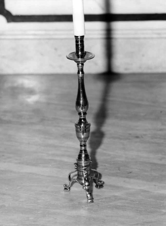 candeliere, serie - bottega campana (fine/inizio secc. XIX/ XX)