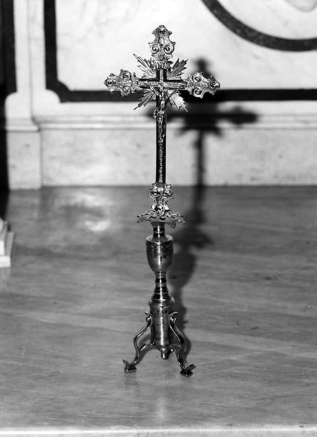croce d'altare - bottega campana (fine/inizio secc. XIX/ XX)
