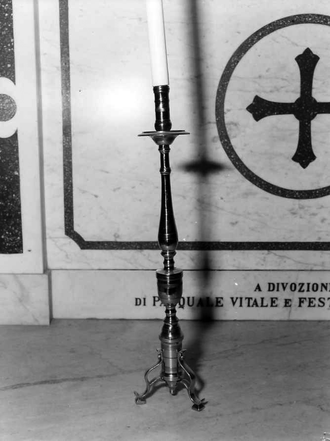 candeliere, serie - bottega campana (fine/inizio secc. XIX/ XX)