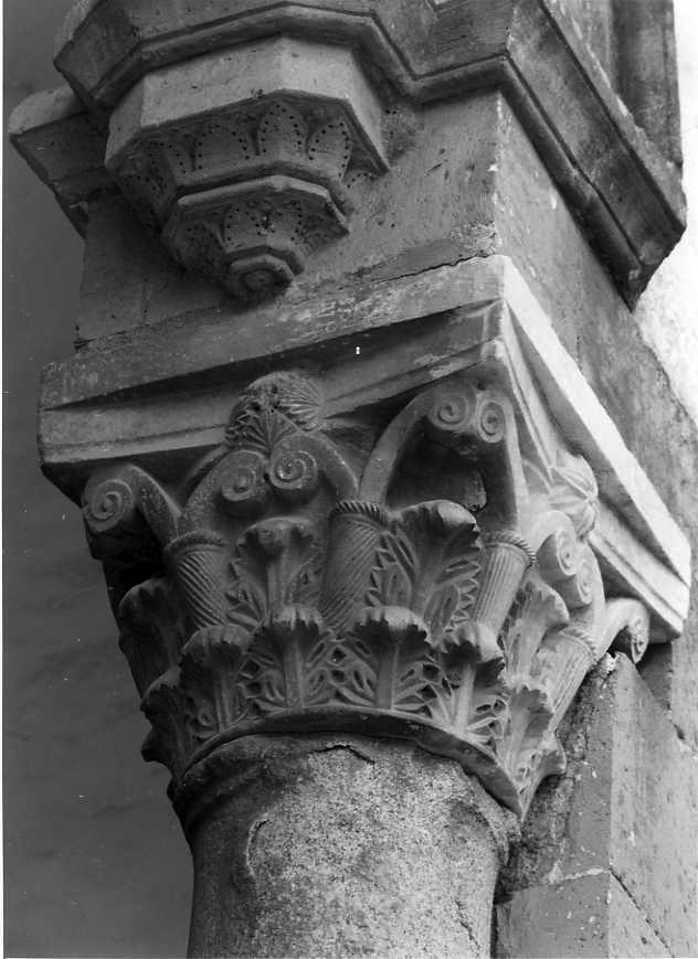 capitello composito - bottega campana (sec. XII)