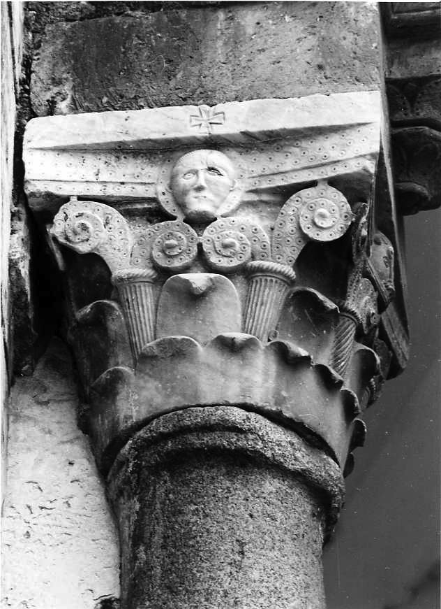 capitello composito - bottega campana (sec. XII)