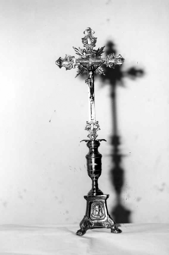 croce d'altare - bottega Italia meridionale (fine/inizio secc. XIX/ XX)