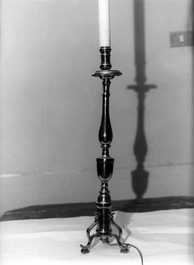 candelabro, serie - bottega Italia meridionale (fine/inizio secc. XIX/ XX)