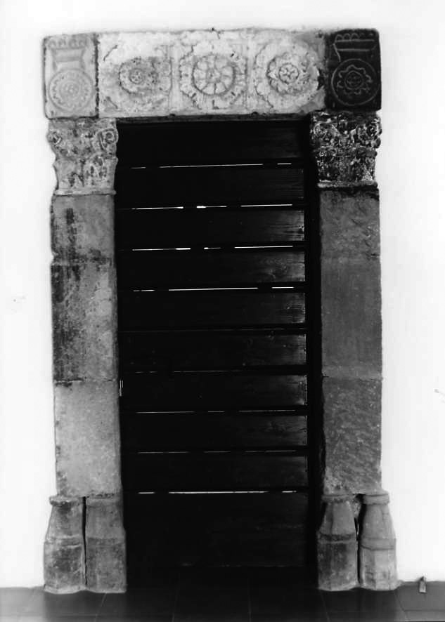 mostra di portale - bottega Italia meridionale (sec. XVI)