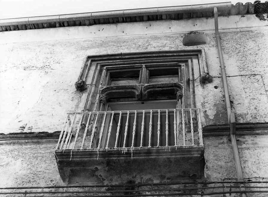 finestra - ambito catalano (sec. XV)