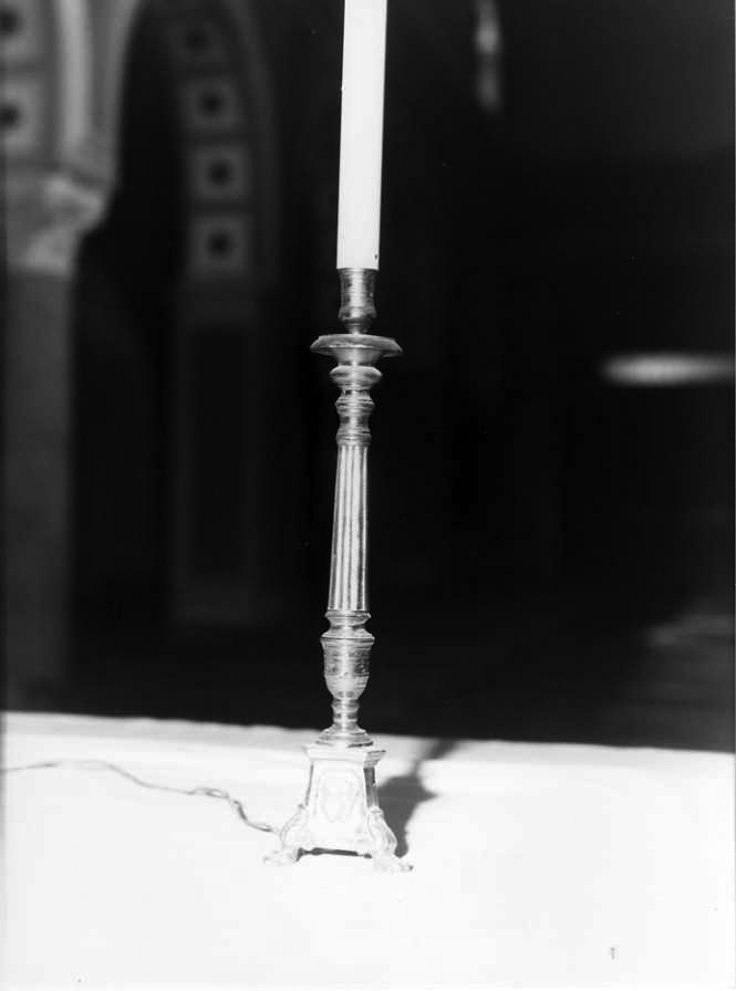 candelabro, serie - bottega campana (inizio sec. XX)