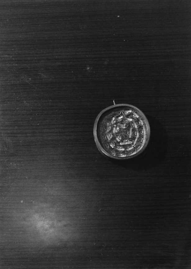 reliquiario a capsula - a medaglione - bottega beneventana (fine/inizio secc. XVIII/ XIX)