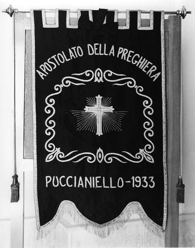 stendardo processionale - manifattura campana (sec. XX)