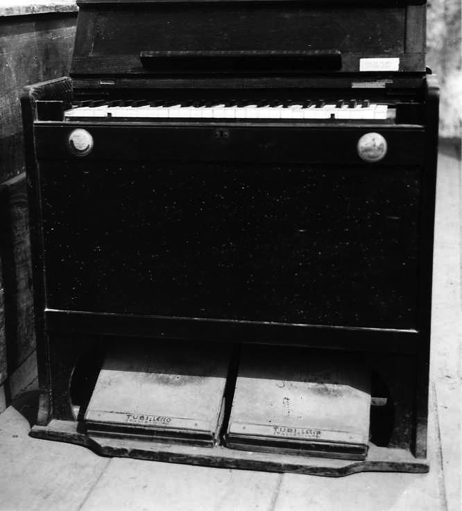 harmonium di Tubi Graziano (inizio sec. XX)