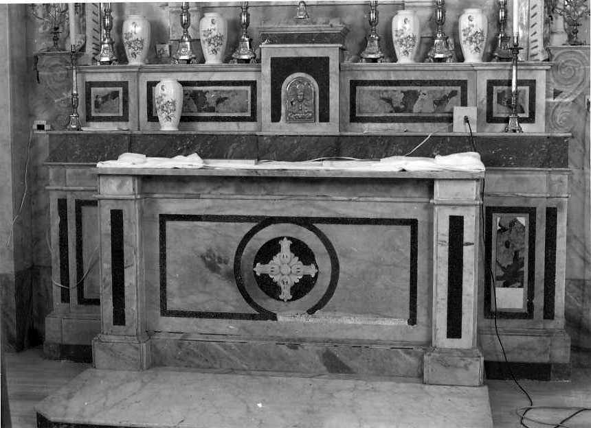 altare - bottega campana (prima metà sec. XX)