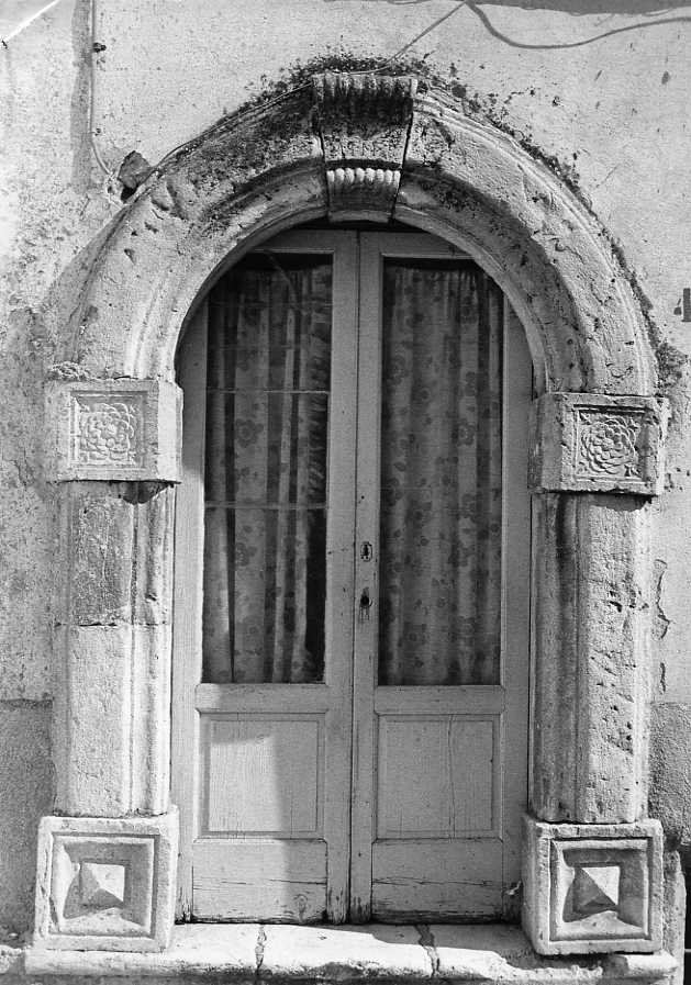 portale - bottega campana (sec. XVIII)