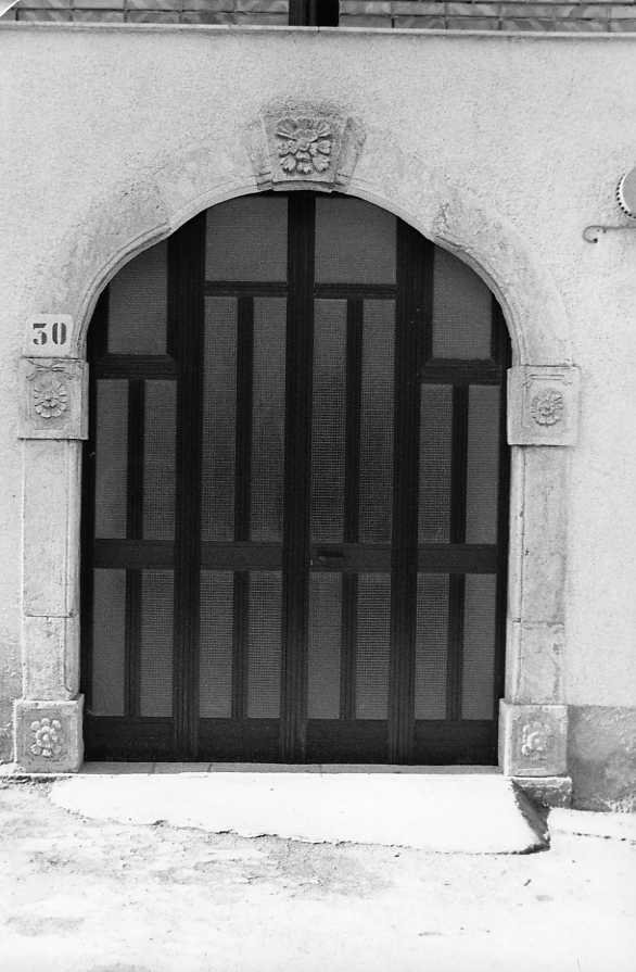 portale - bottega campana (fine/inizio secc. XVIII/ XIX)