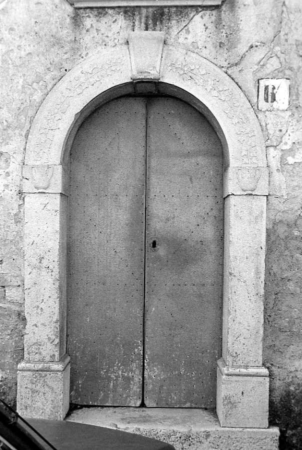 portale - bottega campana (sec. XVIII)