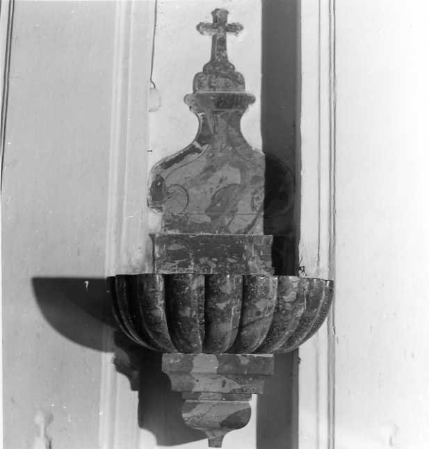 acquasantiera da parete, coppia - bottega campana (sec. XVIII)