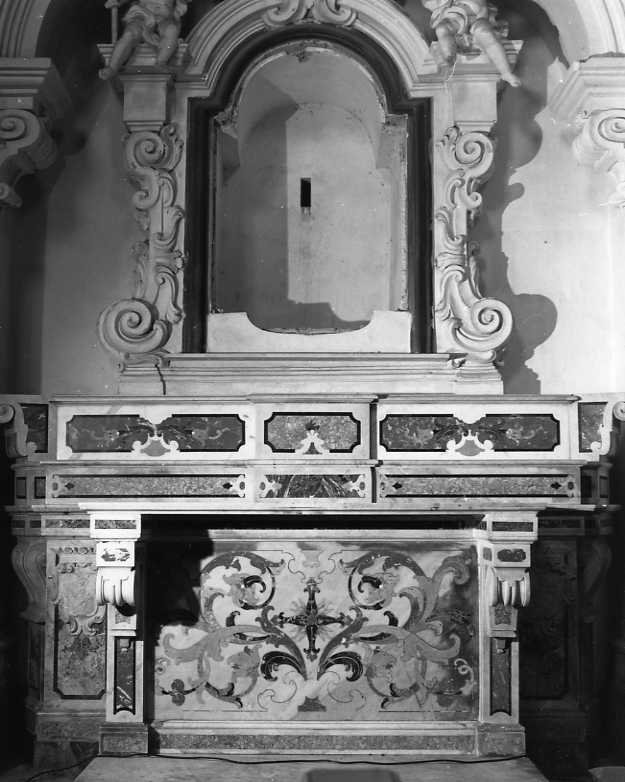altare di D'Adamo Carlo (attribuito) (sec. XVIII)