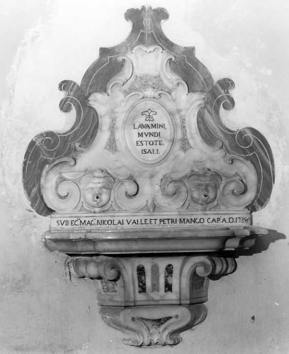 acquasantiera da parete - bottega campana (sec. XVIII)