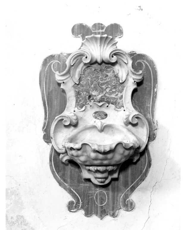 acquasantiera da parete - bottega campana (sec. XVIII)